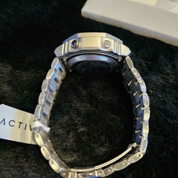 Invicta Activa unisex steel digital watch. New in box! main image 7